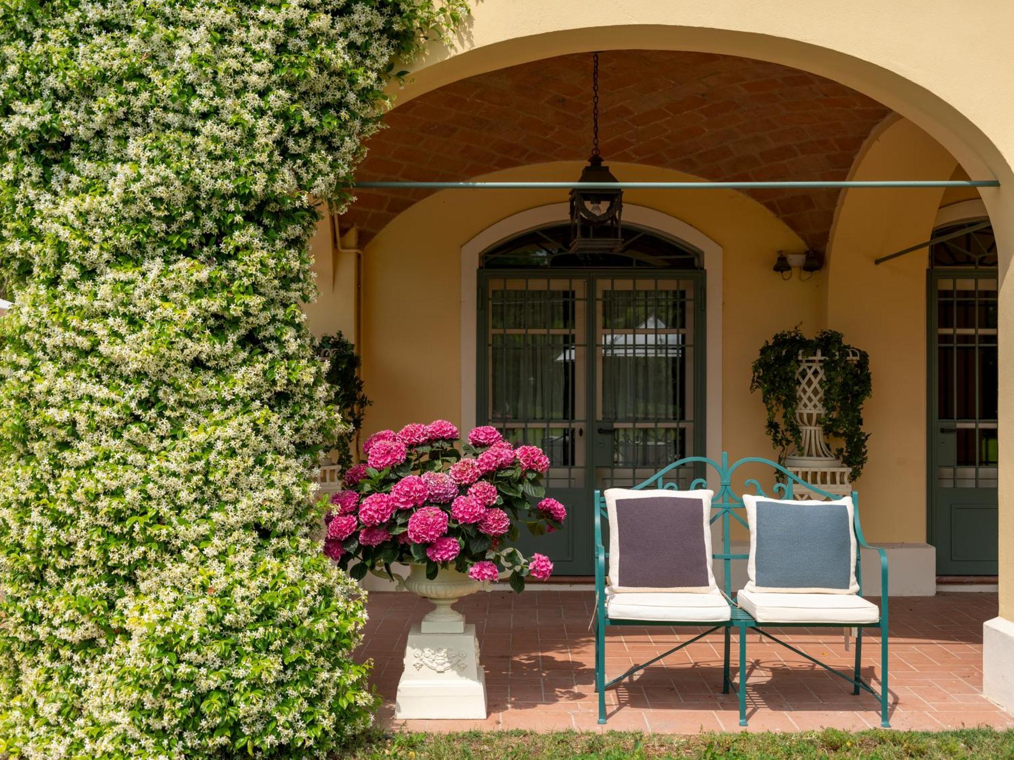 Elizabeth Country House, A Member Of Design Hotels Minerbio Eksteriør bilde